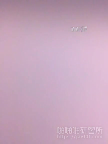 [精选直播!]年轻不懂事就生小孩的妹妹 为赚奶粉钱直播边餵母乳给老公干!