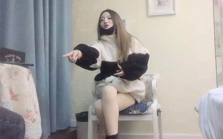 请问酒店电视里放的是什么