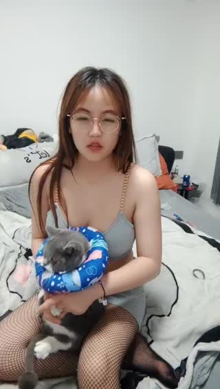 小姨子和姐夫05-22第二场.