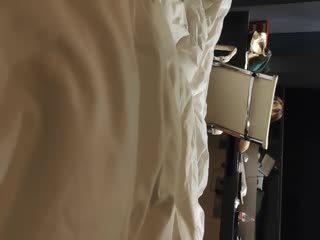 深夜约操00后小姐姐两小时连续干两炮