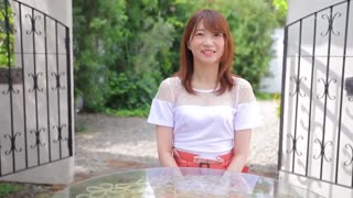 有著敏感粉嫩小穴 得意的打手槍技巧 苗條女大生中出出道 HND-750