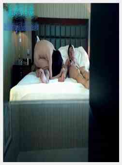 老公带着她和黝黑新炮友酒店疯狂3P