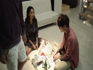 年轻的妈妈4高清修复字幕版