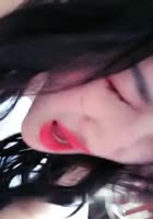 小伙子硬梆梆玩双飞 让两个年轻小妹湿了又湿