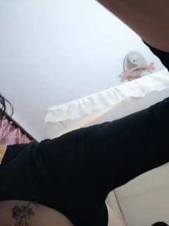 电臀舞女来袭来姨妈也要秀 马甲线细腰顶级肥臀 脱下珍珠内裤肛塞假屌爆插 趴在地上抖臀 极品美腿欲仙欲死