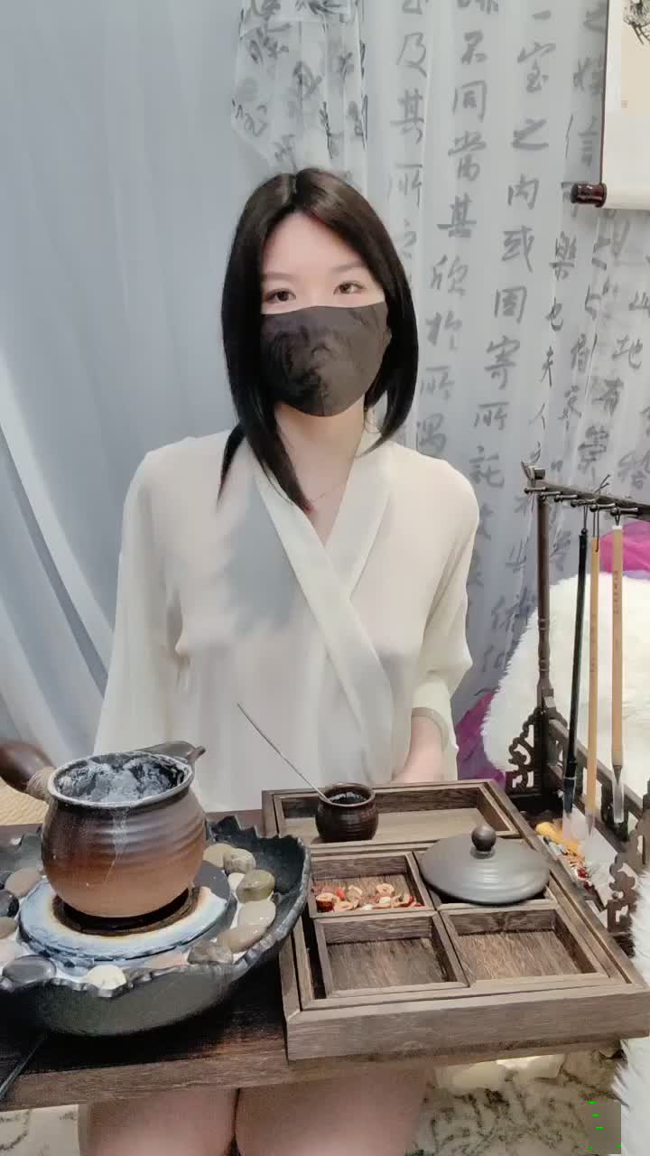 2024年3月，【我在上戏学表演】，极品女神，肤白貌美多才多艺，给兄弟们不一样的视觉冲击，真是个尤物2