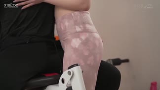 STARS-325搶奪即將分娩的新婚夫婦的丈夫 強行內射的美女私人教練 小倉由菜