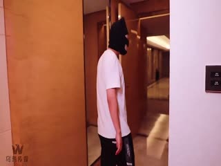 乌鸦传媒WY0010－富家小姐被尾随