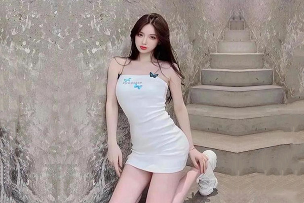 极品女神这颜值明星脸肤白臀翘