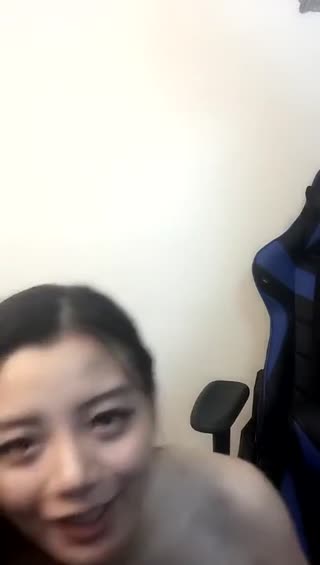 G美女主播 魔仙 视频直播大秀这小穴长的真好看