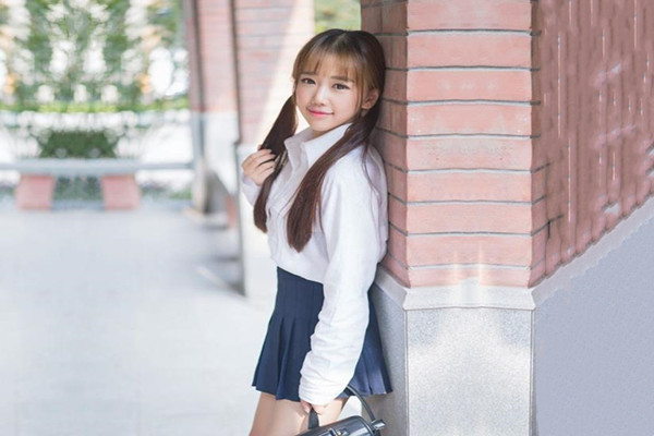 阿发哥约个可爱双马尾小妹穿jk制服苗条身材美丽动人