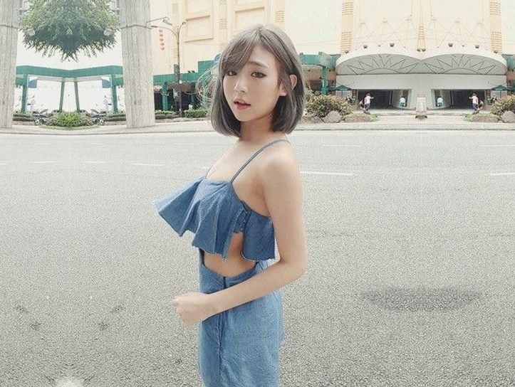 大王带你去找离异少妇贤妻良母范短发美乳白嫩娇躯魅力无限无套啪啪射一肚子