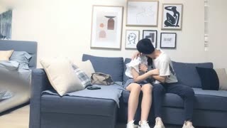 太子探花极品约了个衬衣妹子啪啪，蹲着口交骑坐抽插翘屁股后入