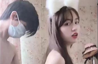 火爆原创达人露脸出击！高颜值女神完美身材挑逗，刺激程度爆表欲罢不能！