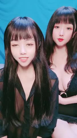 一龙二凤巨乳姐妹花！双女舌吻摸奶！一起舔屌爽翻，骑脸舔逼口交，骑乘位打桩机，两女轮流操