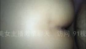 隔壁熟女他老公前脚走我后脚入