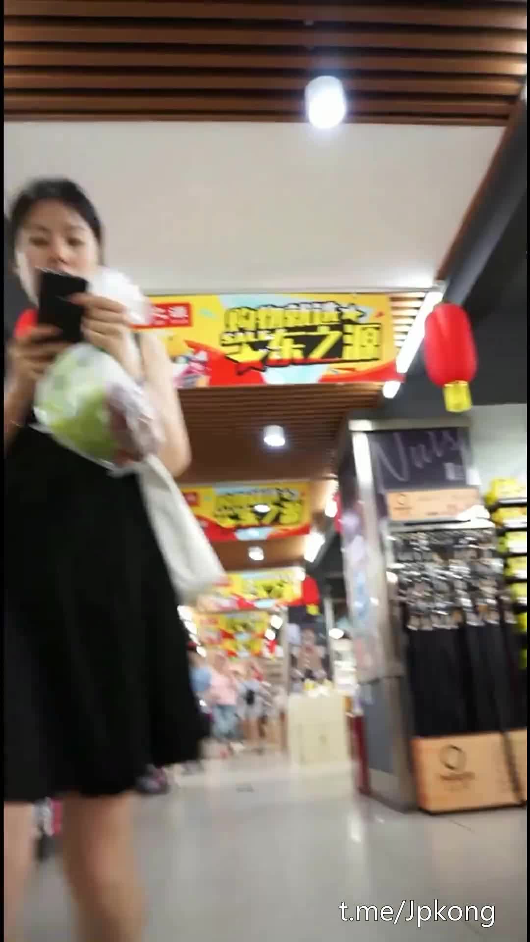 出差和位女同事同房只好到爽