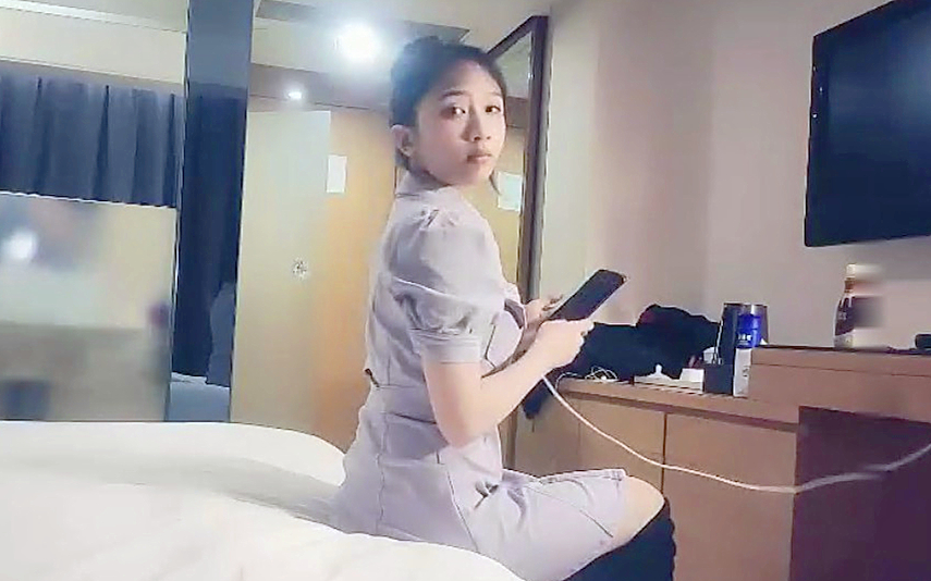 长裙黑靴高素质外围妹坐在身上解开衣服摸屁股69姿势后入骑坐大力猛操