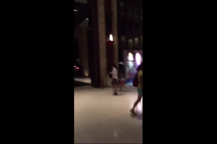 疑似三亚希尔顿酒店美女千金怡怡6316约炮刷爆朋友圈大尺度视频流出
