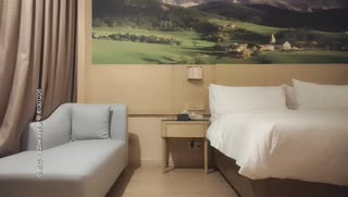 太子探花极品01-28钢管舞女郎