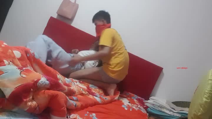 国产大神追了两个月的公司刚毕业大学小美女终于搞