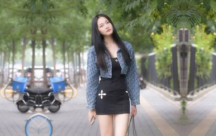 周六继续走高端气质一流小姐姐付完钱各种摸各种姿势操一遍美女很配合爽翻