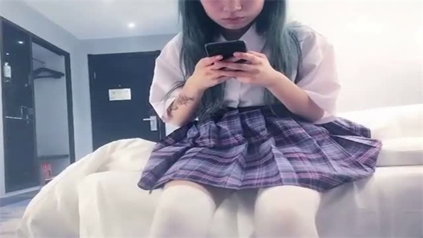 沈先生独享极品外围女神，明媚妖娆面容赛芙蓉，激情引爆欲火