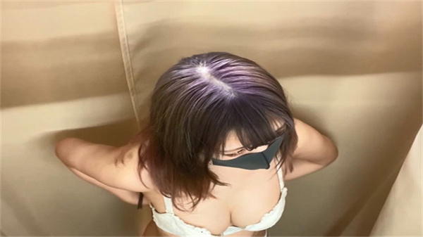 2021年11月商场试衣间偷拍门事件，绝密香艳视频震撼流出！