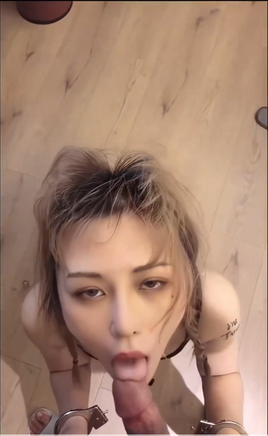 人间肉便器爱心脐钉诱惑 骚穴肛塞双插 车震高潮喷水角色扮演