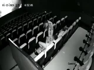 兄弟慢点，椅子都快被你搞坏了