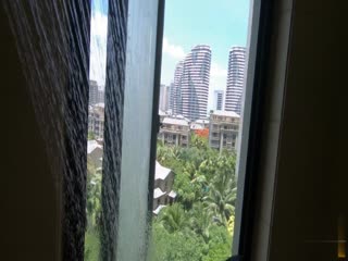 国内留学生靓妹Easygirl和大屌美籍男友浴室激情操,跪舔颜射