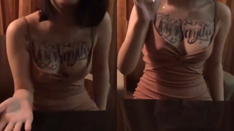 【含羞草推荐】台湾SWAG_alinbabe_有著最大亮點美乳18歲女孩_中場休息後繼續打內射砲