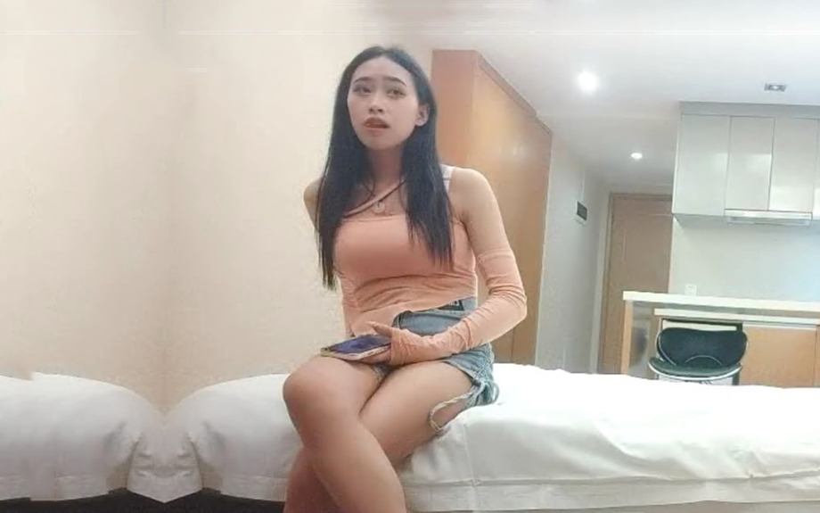 大长腿美乳苗条魔鬼身材小姐姐精神小伙体力过人