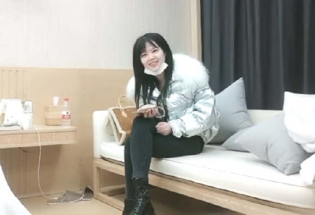 探花界打桩机老金最佳模仿者再约外围小姐姐黑丝69各种角度啪啪人气登顶日入过万