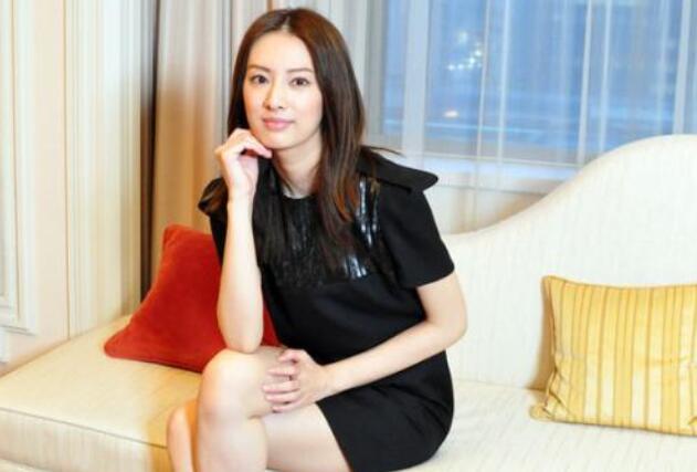 體格單薄房事過多的小青年會所叫了一個年輕性感苗條小技師幹的還挺生猛搞的妹子嗷嗷叫說疼死了