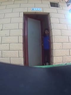 双机位厕拍 看起来都很开心