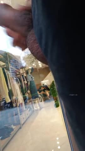 【全網首發】【稀缺精品】2021黑虎露出第6季共3期69部之第2期，黑虎街頭露出給美女看JB，純露出沒有塗鴉和頂 稀缺資源絕版收藏～高清原版~24 new