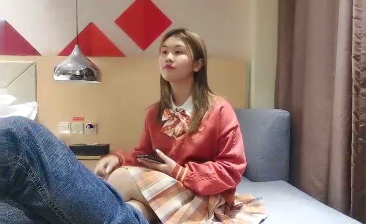 从下楼接人到离开全程录像粉嫩鲍鱼清晰展示猛男啪啪