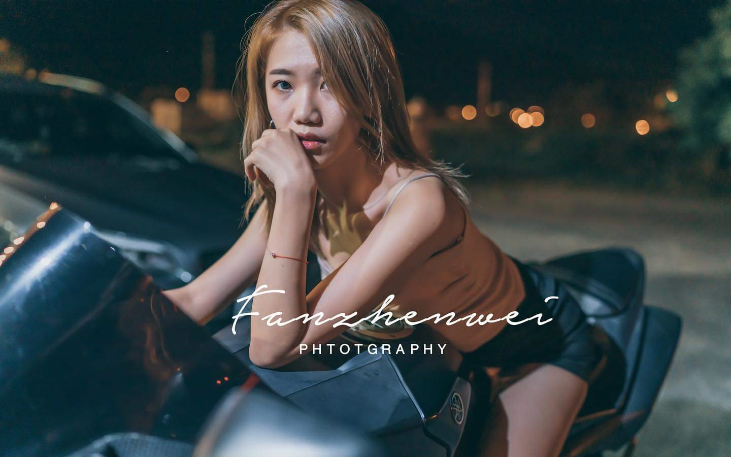 伊芙蝶小猫短发正妹多人群P一女战3男完美露脸