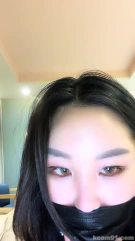 双手指深入嫩穴快速抠逼调情嫩灭上位莲花插个不停