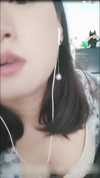 -daxiu-多才多艺的御姐女神会拉二胡拉的那首神话真动人演奏几首之后开始大秀姐姐的性道具真多逼逼肥美水又多国语对白