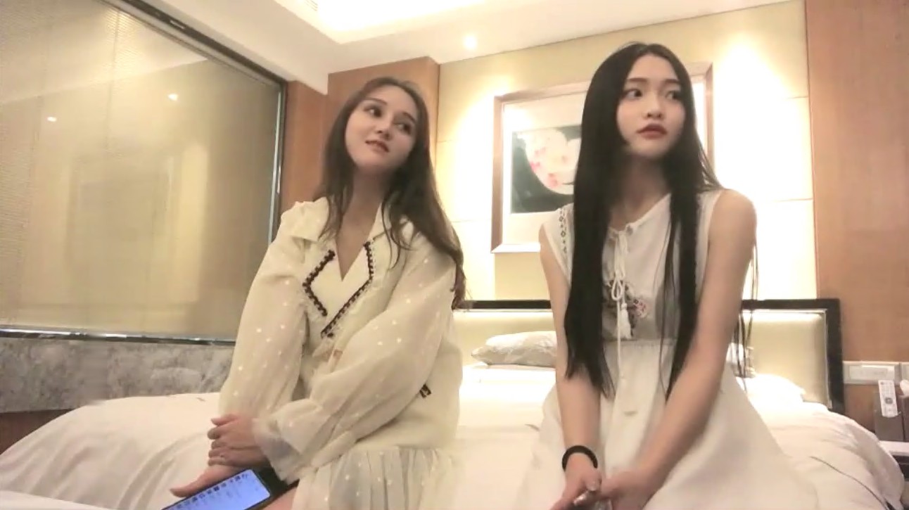 带女主播旺仔牛逼糖一起探花双飞啪啪情趣装舔弄上位骑坐猛操淫语调情